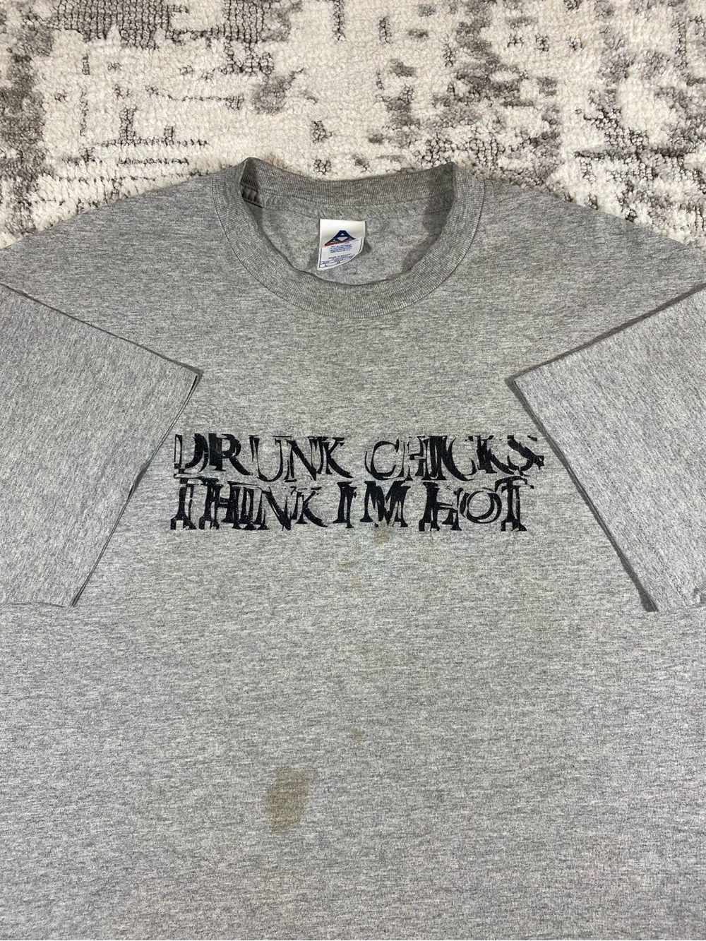 Vintage ‘’Drunk Chicks Think im Hot’’ Comedy/Humor Tee Shirt